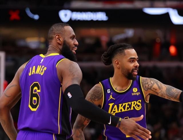 mk体育官网-湖人新首发有多强？百回合赢42.7分 詹皇道出3优势